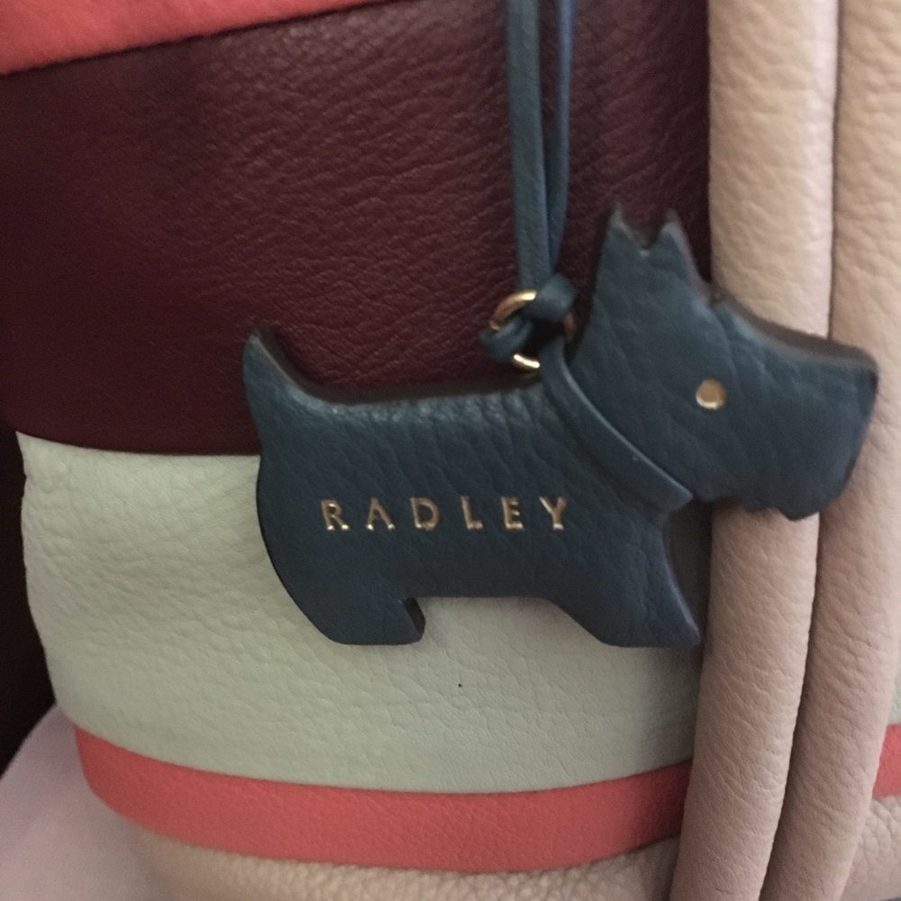 NWOT RADLEY MEDIUM HANDBAG - Picture 3 of 8